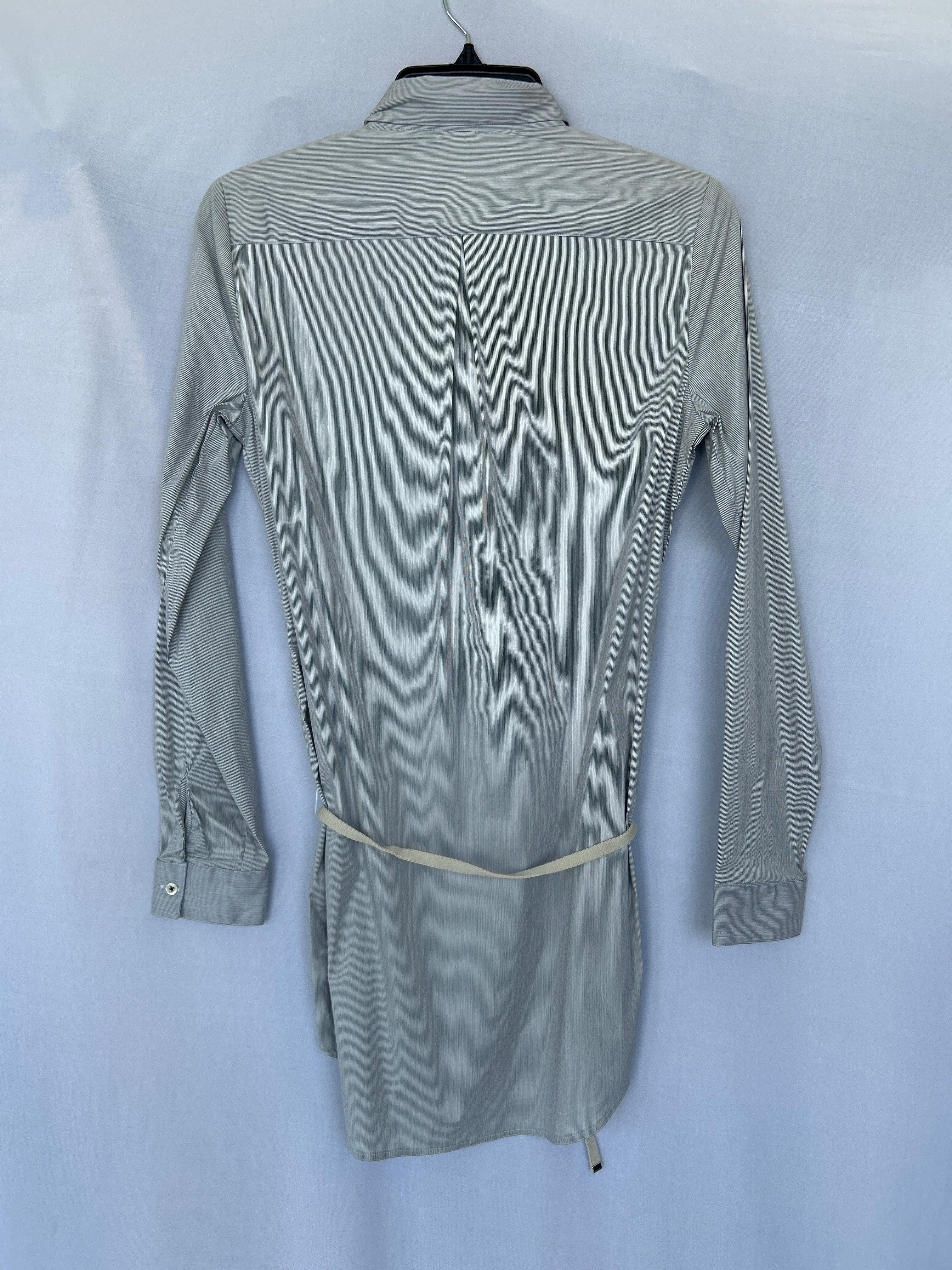 قميص نسائي طويل الأكمام من تروساردي Col-02 564103