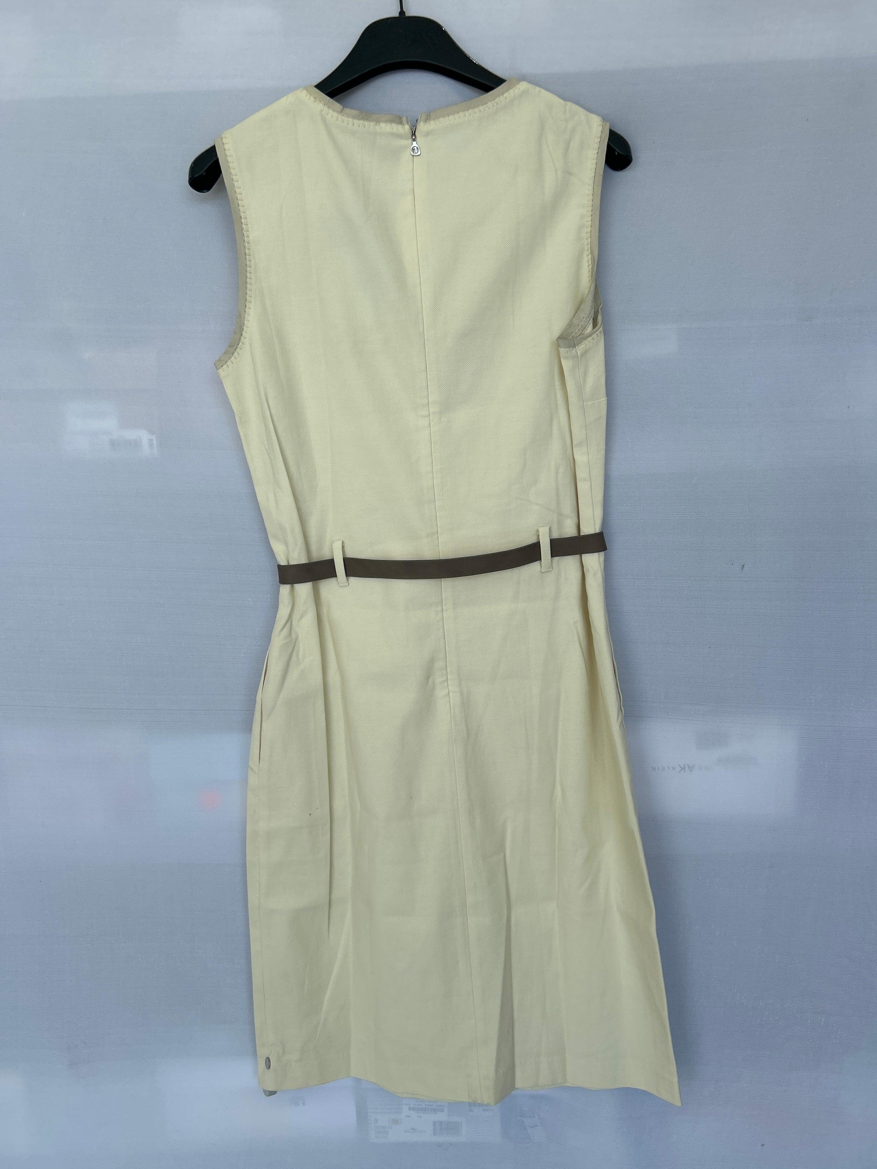 Robe sans manches Trussardi pour femme Off White Col-02 661201