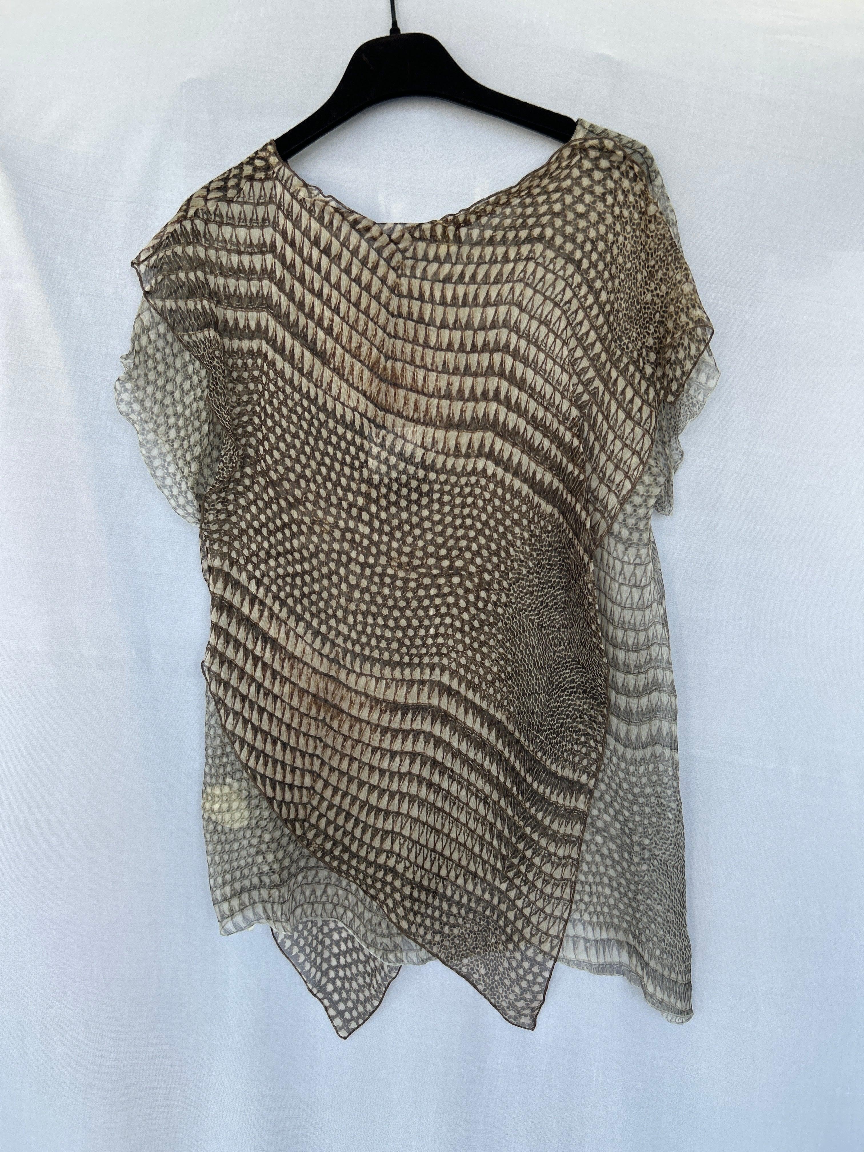 بلوزة نسائية قصيرة الأكمام من Trussardi Col-01 باللون البني 664714