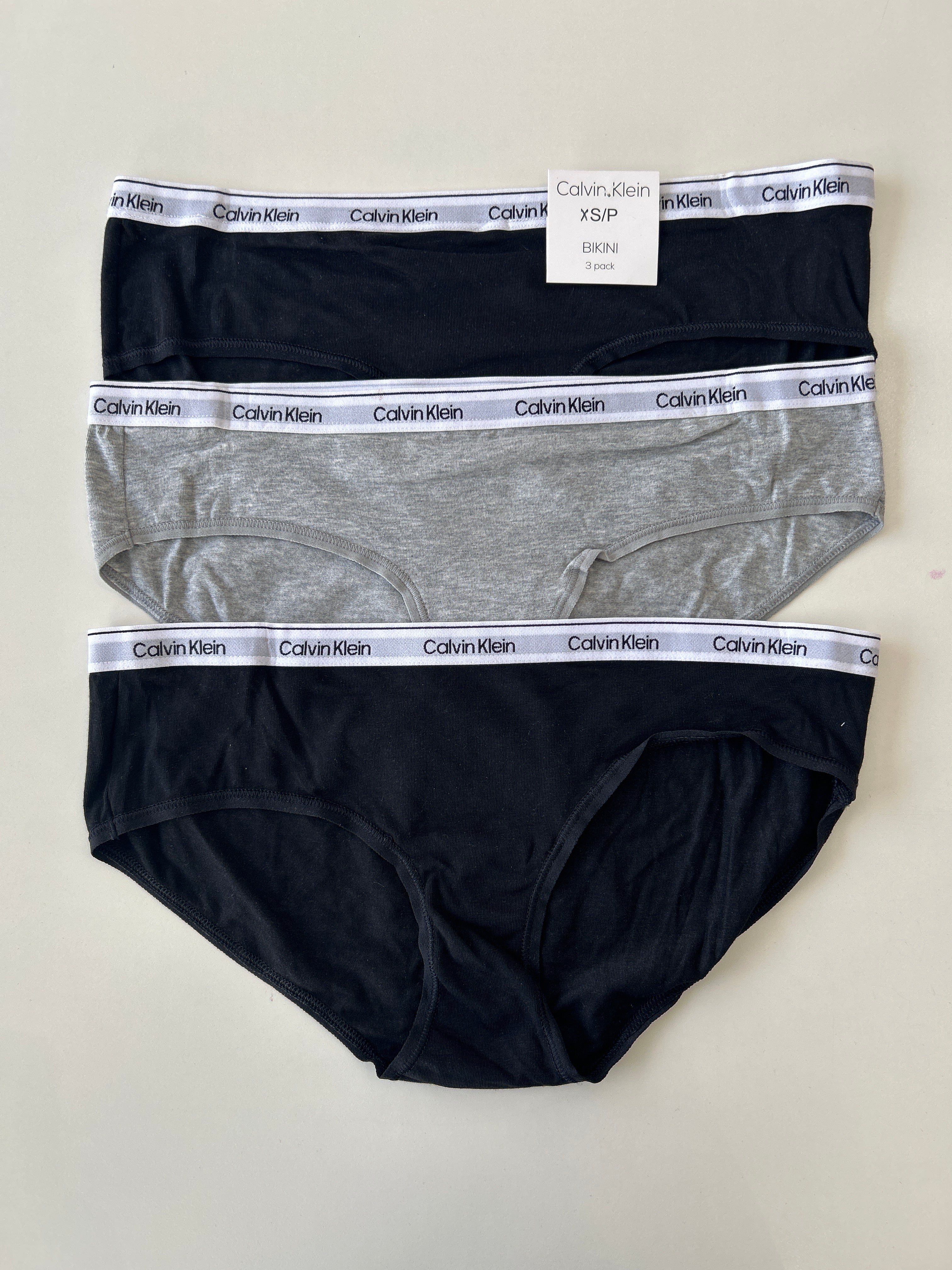 Lot de 3 culottes de bikini XS Calvin Klein