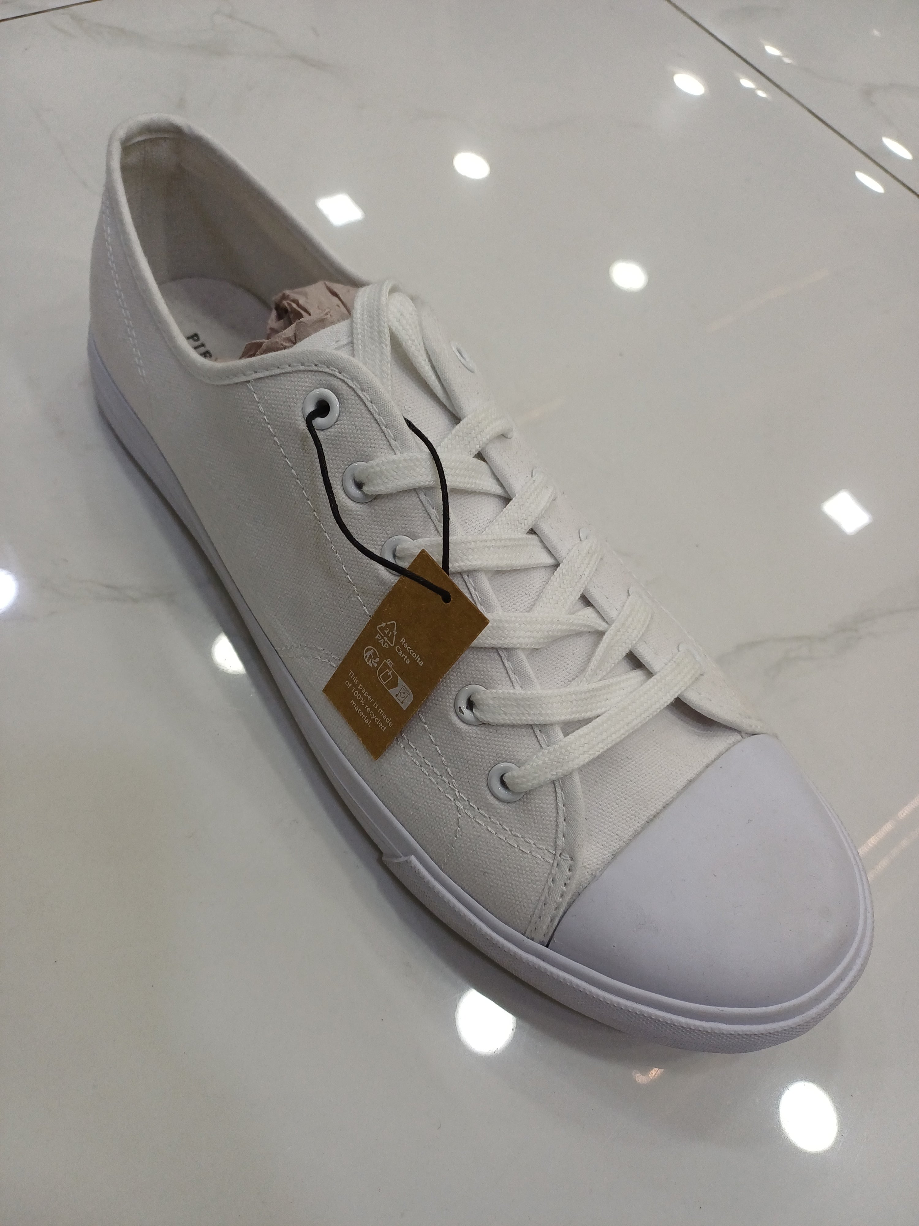 Pier One Men Canvas Shoes White