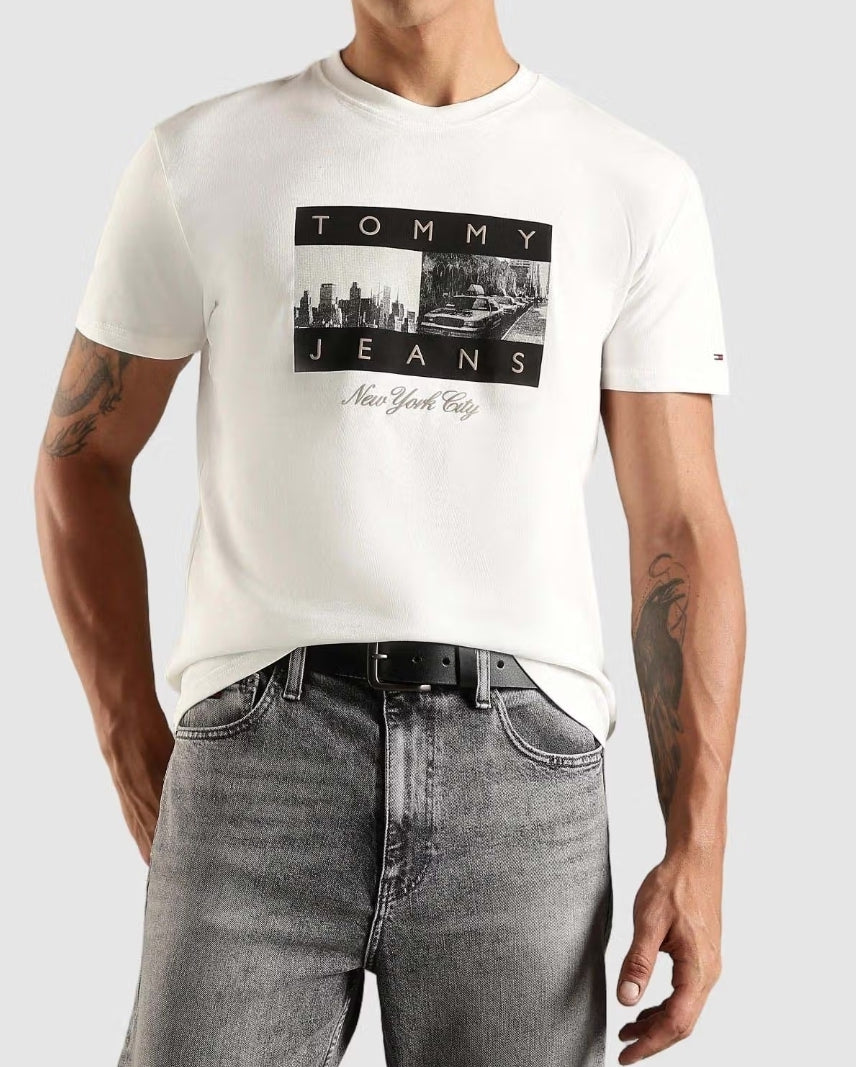 Tommy Jeans T-Shirt Round Neck White DM22464