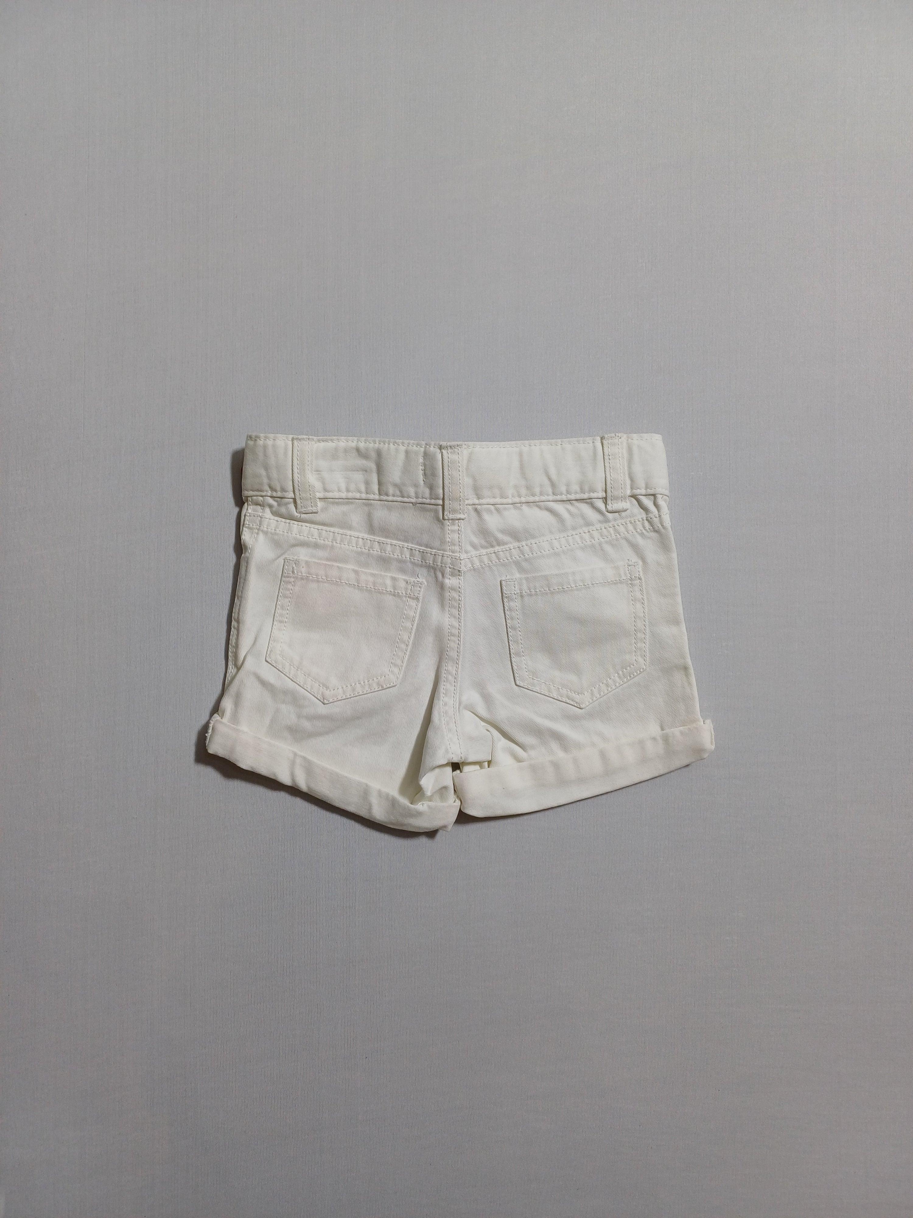 شورت أوشكوش وايت للبنات مقاس 2T