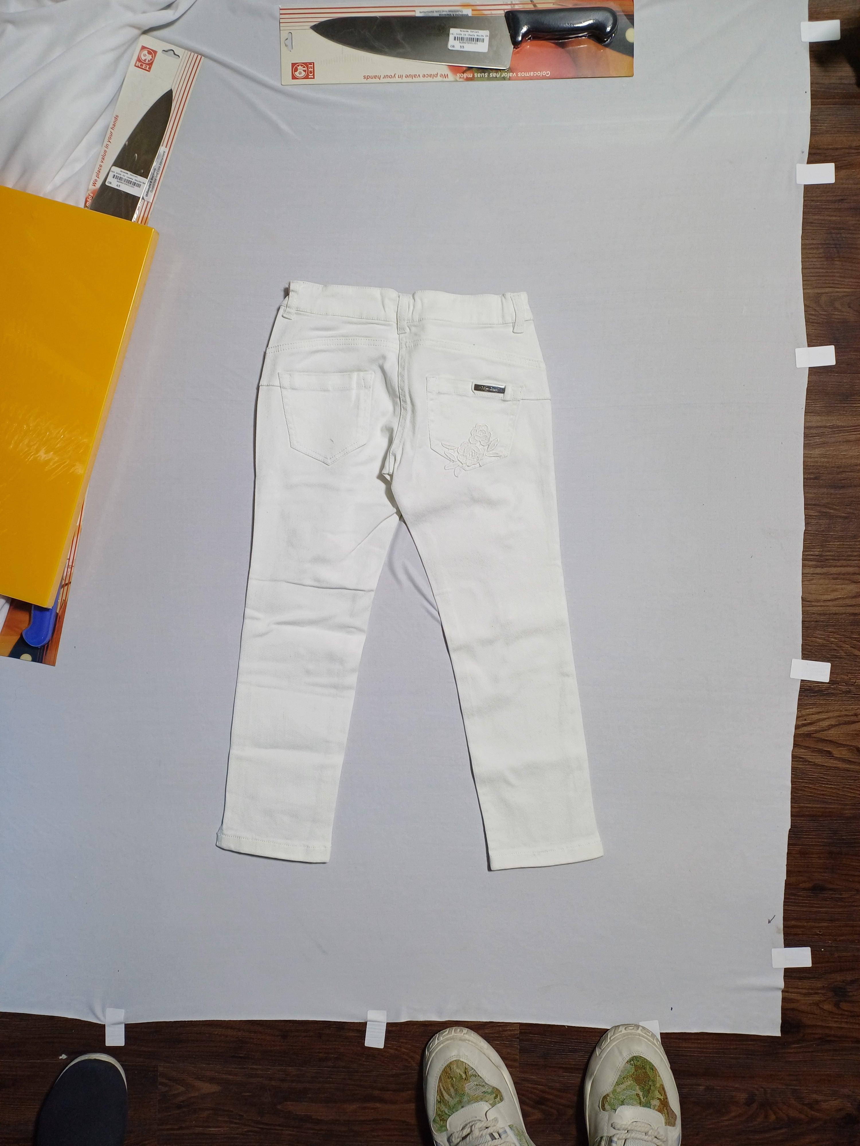 السيدة جرانت وايت - 36-9-10 سنوات - جينز 5CE64