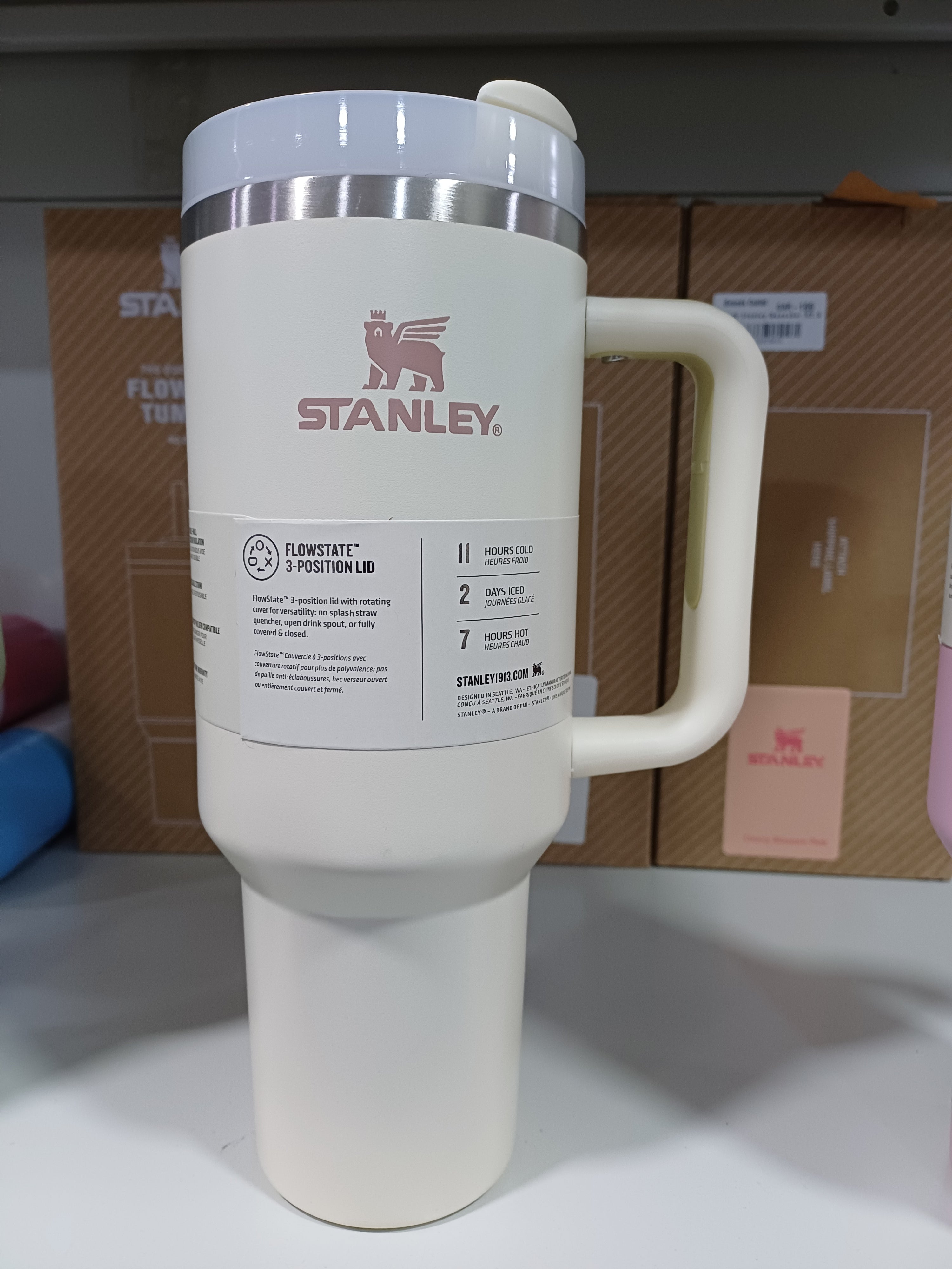 Stanley Quencher H2.0 Flowstate Travel Tumbler 40 oz 1.18l White
